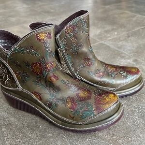 Floral Embroidered Ankle Boots